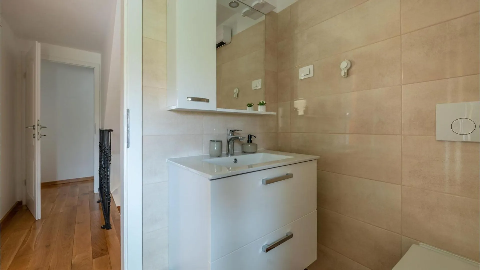 Beautiful Home In Krnica With Sauna Holiday home
