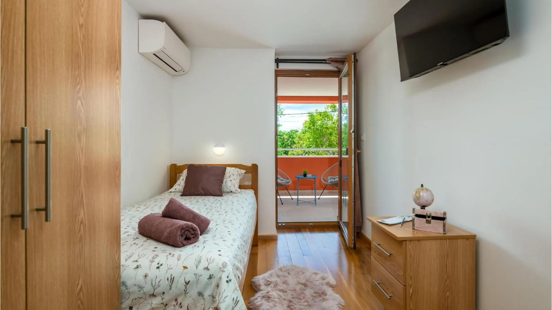 Holiday home Beautiful Home In Krnica With Sauna Croatia